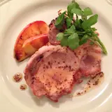 豚肉とりんごのソテー　メープルマスタードソース