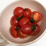 トマトの甘ぴりマリネ