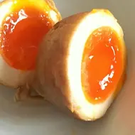 肉巻き半熟卵