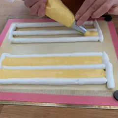 洋菓子コース（中級）カフェクリ－ムとバナナのケーキ