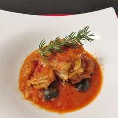 鶏肉のトマト煮 ローズマリー風味