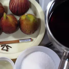 いちじくの赤ワイン煮 いちじくのコンポート のレシピ 作り方 名田 緑 料理教室検索サイト クスパ