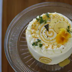 Lemon spiral cake 