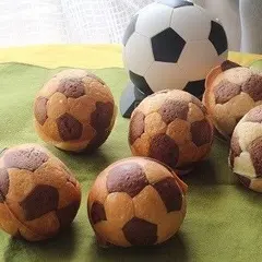 サッカーボールパン