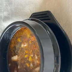刀削麺風黒胡麻坦々スープ