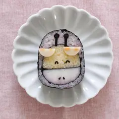 キリンちゃんのデコ巻き寿司