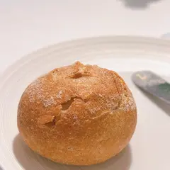ロースト小麦胚芽の丸パン