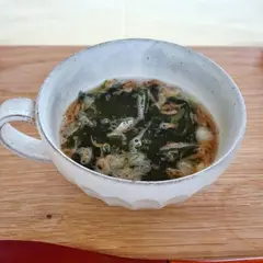 海老とわかめの中華麹スープ