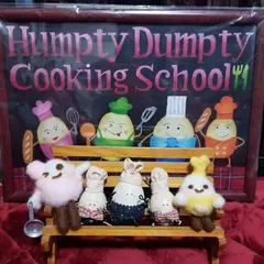 Humpty-Dumpty Cooking School