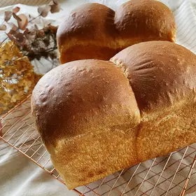 高さのある綺麗な山型食パンを作ってみませんか
♪