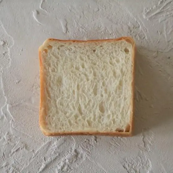サンドイッチ用の「角食」パンです。