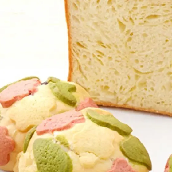 新春のパン２種高級デニッシュ食パンと松竹梅パン