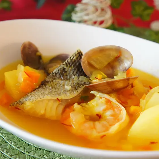 手軽に作れる魚介の旨味がぎゅ〜っと詰まったスープです