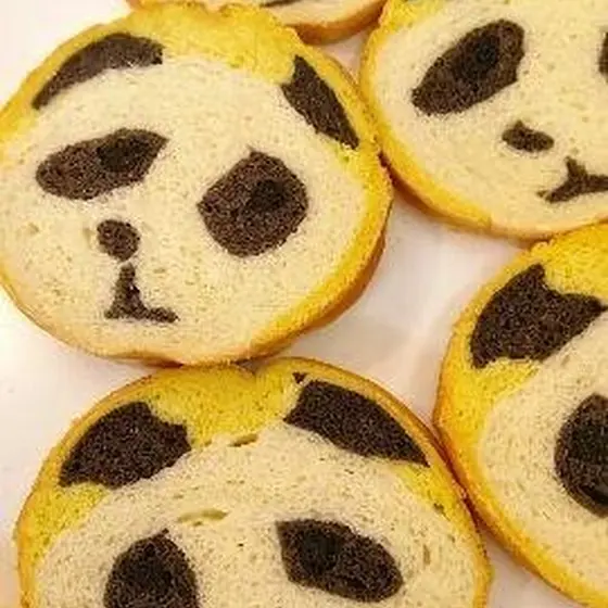 デコ食パン　トヨ型パンダちゃん　体験レッスン
