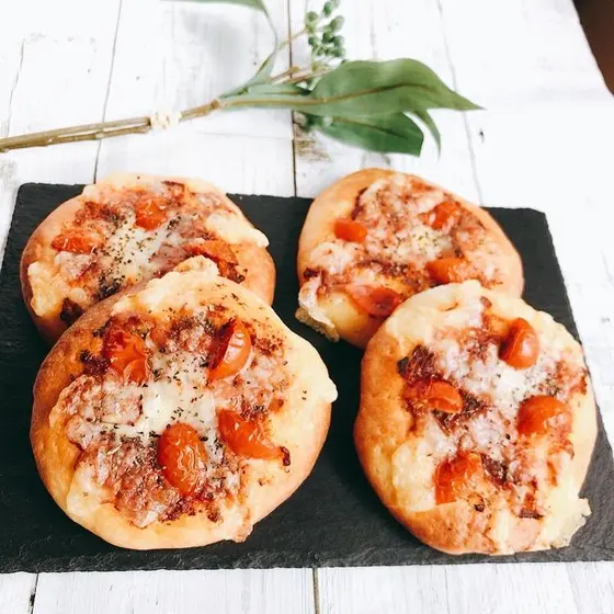 生徒様作　パン基礎①ミニピザ＆pizaソース