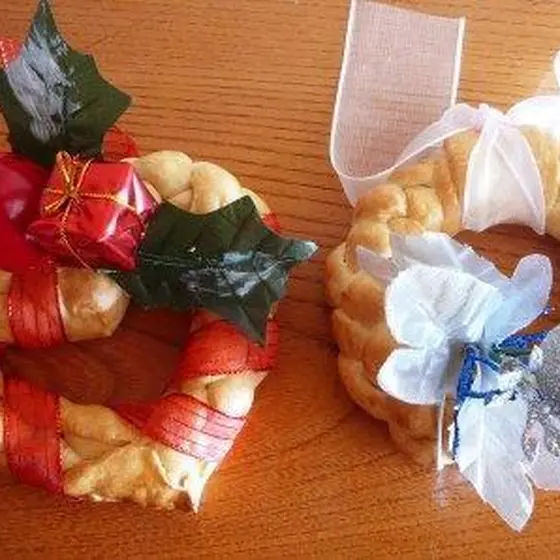 パン生地で作る「クリスマスリース」と柚子スコーンカフェランチ