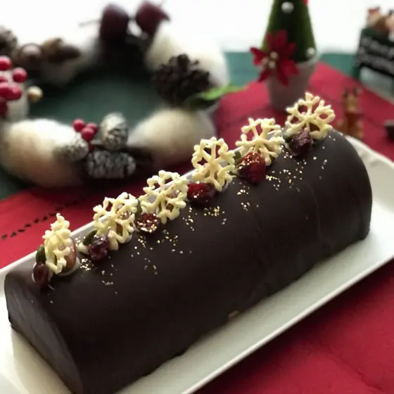 2018クリスマスケーキ（ムース・オ・ショコラ フランボワー