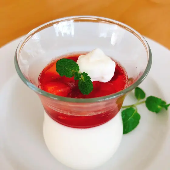 糖質5ｇの苺シフォンケーキと苺パンナコッタレッスン