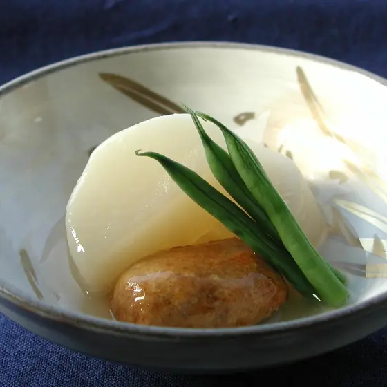 日本料理（先附,焼物,煮物,季節の炊き込みご飯）