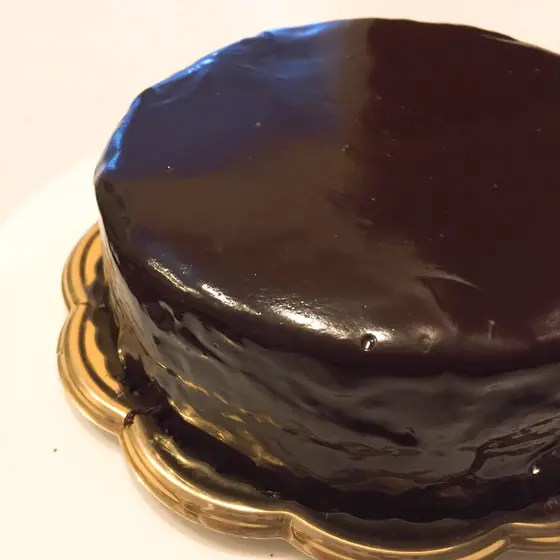 ザッハトルテ風チョコレートケーキ
