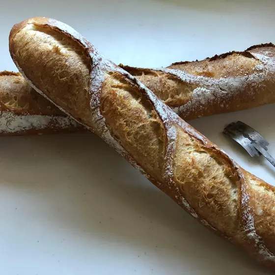 フランスパン　（長時間冷蔵発酵法）