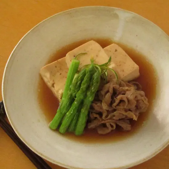 メリハリをつけてお店の味に　”肉豆腐”   の作り方