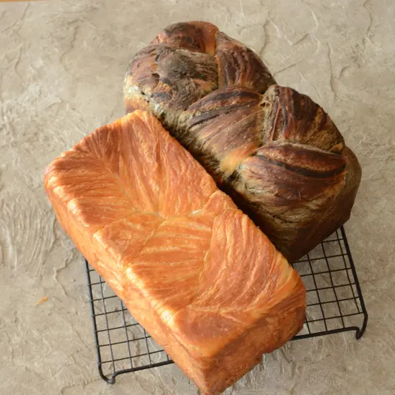 同じ生地で2種類のパンが作れます