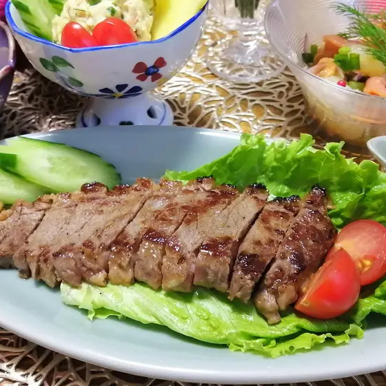 パーティー料理Part4　タイ料理には珍しく、牛肉のステーキが登場します！　グリーンカレーを使ったポテサラも人気のレッスン♪