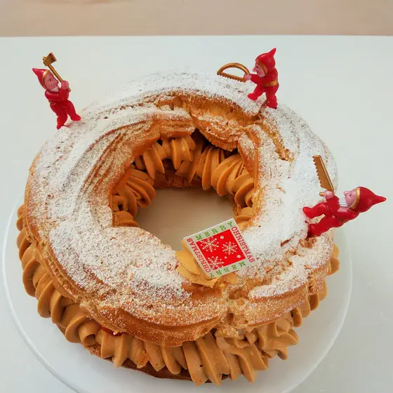 クリスマスケーキ～パリ・ブレスト　クレームキャラメル