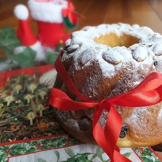 クグロフとクリスマスのパン