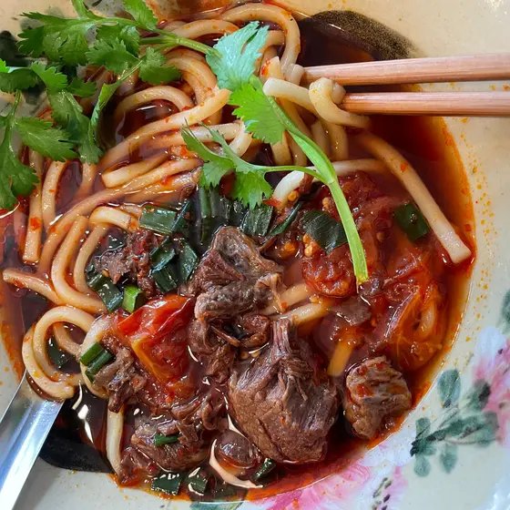 食べて旅する台湾料理★さっぱり食べられて体が温まる台湾ごはん「牛肉麺、燙青菜、湯圓」