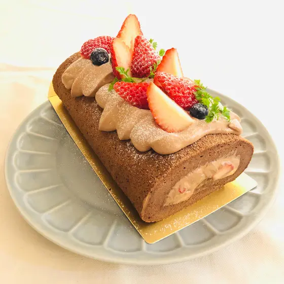 【ケーキ】いちごショコラシフォンロール