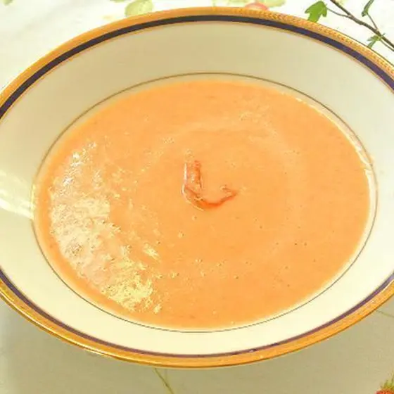 カニ缶で作るトマトクリームスープ