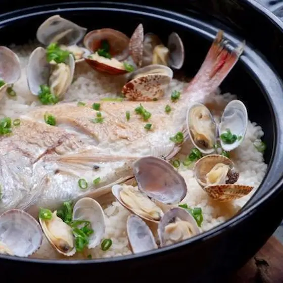 鯛とアサリの炊き込みご飯