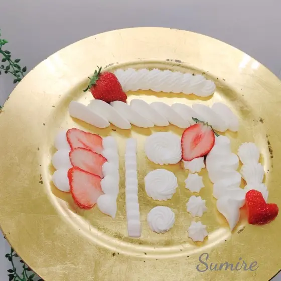 絞りに特化したケーキデコレーションレッスン【つるピンケーキのクリーム体験】