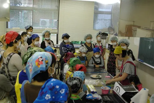 2012年6月16日開催。「浦和法人会」様主催親子教室。
