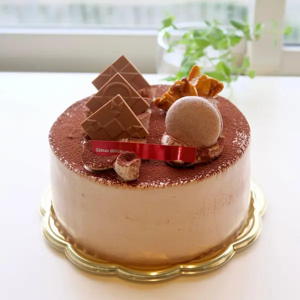 チョコレートプラリネケーキ
