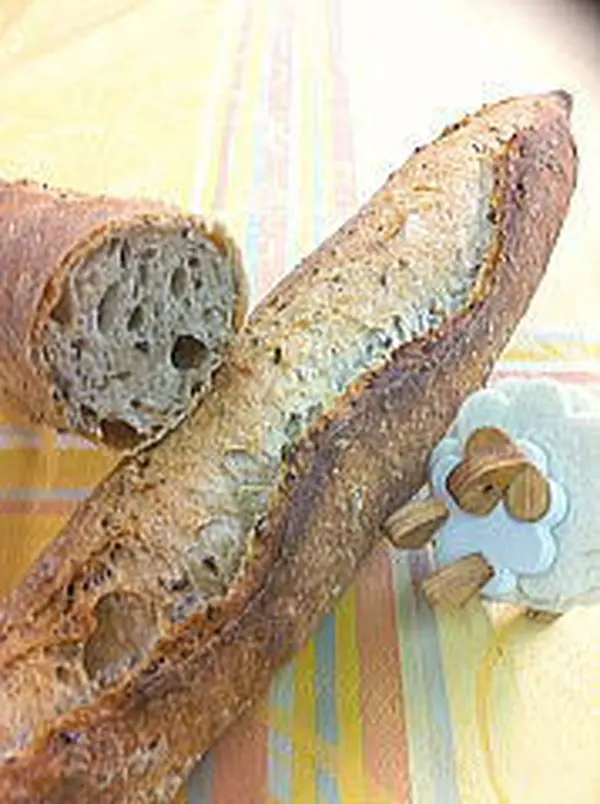 ご家庭で再現可能なハード系パンが学べます