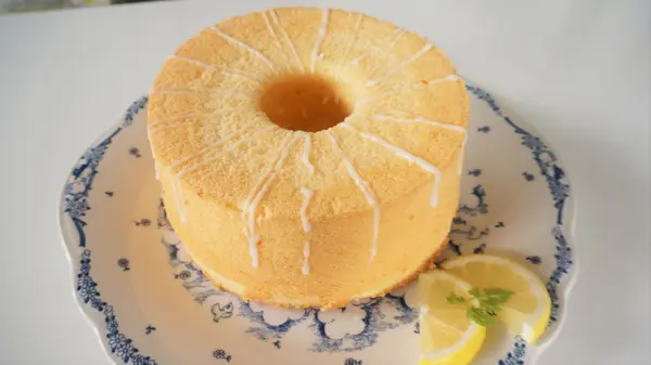 レモンのシフォンケーキも一緒に作りました(^^♪
