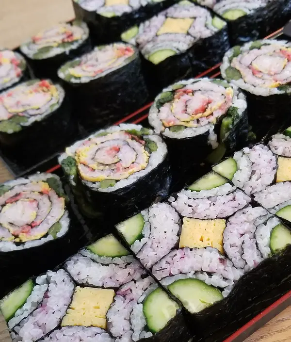 断面の綺麗な飾り巻き寿司レッスン