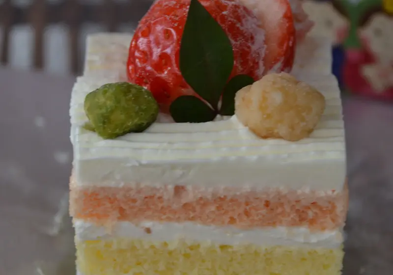 ひなまつりレシピ 3色スポンジのひなケーキ のレシピ 作り方 緒方 亜希野 料理教室検索サイト クスパ