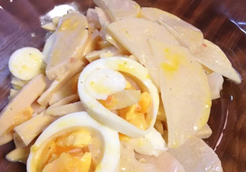 タケノコとゆで卵の和え物