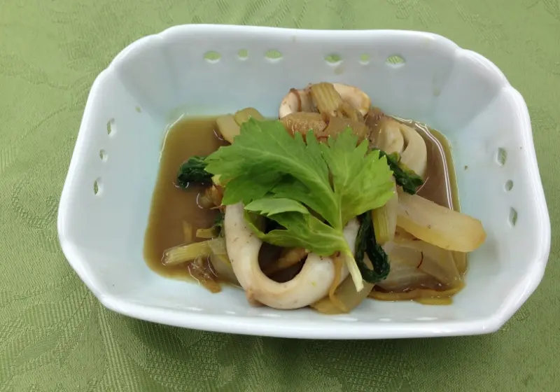 いかとセロリのワタ炒めのレシピ 作り方 Harumicafe 料理教室検索サイト クスパ