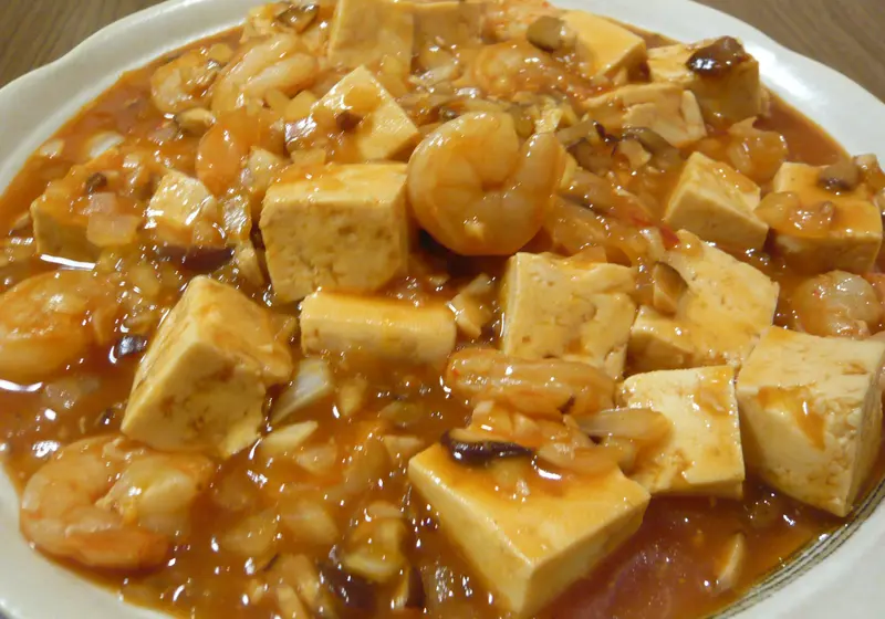 豆腐とエビチリソース