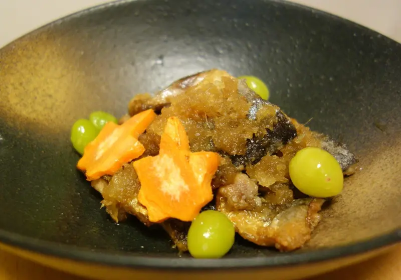 しょうがみりんを使った秋刀魚の飴煮