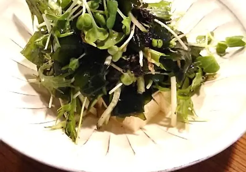 豆腐とわかめの海苔ドレッシングサラダのレシピ 作り方 Emiko 料理教室検索サイト クスパ