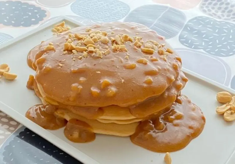 とろとろピーナッツバターソースの米粉パンケーキのレシピ 作り方 プリン 料理教室検索サイト クスパ