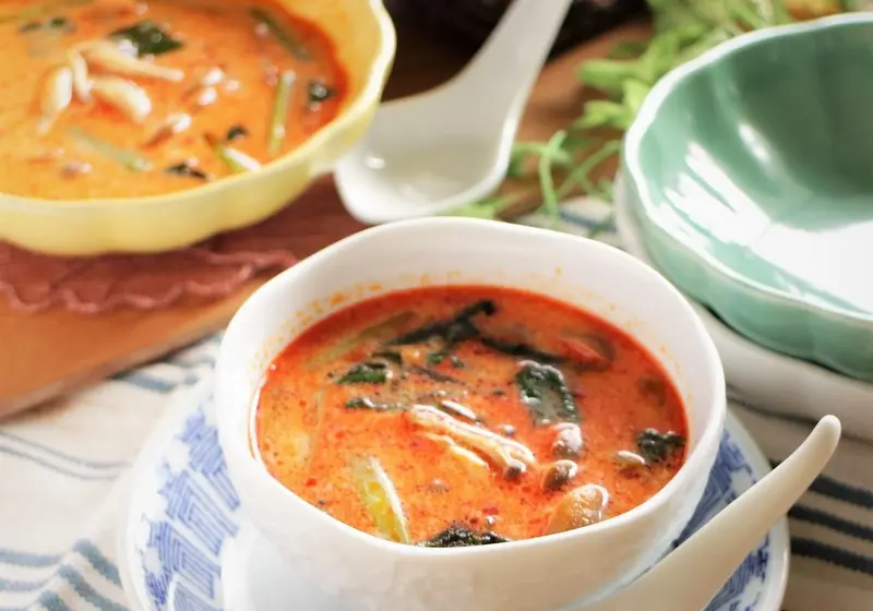 食べるラー油と豆乳のピリ辛スープ